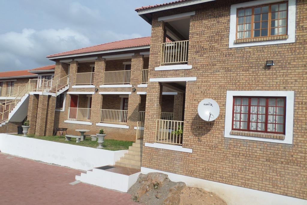 Country Link Guest Lodge كوماتيبورت المظهر الخارجي الصورة
