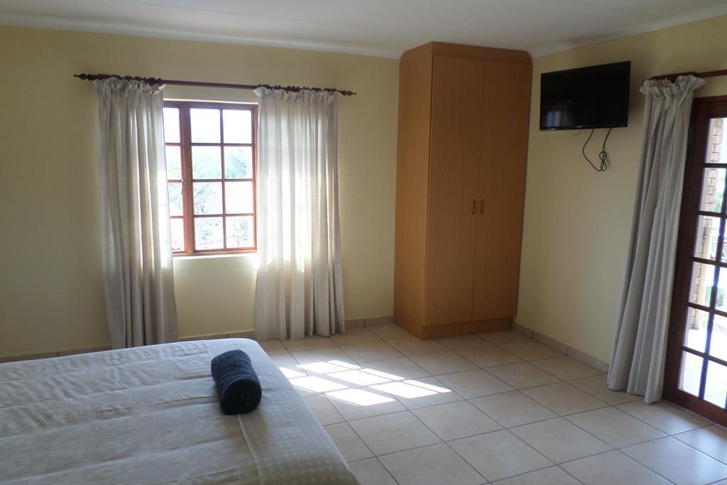 Country Link Guest Lodge كوماتيبورت المظهر الخارجي الصورة