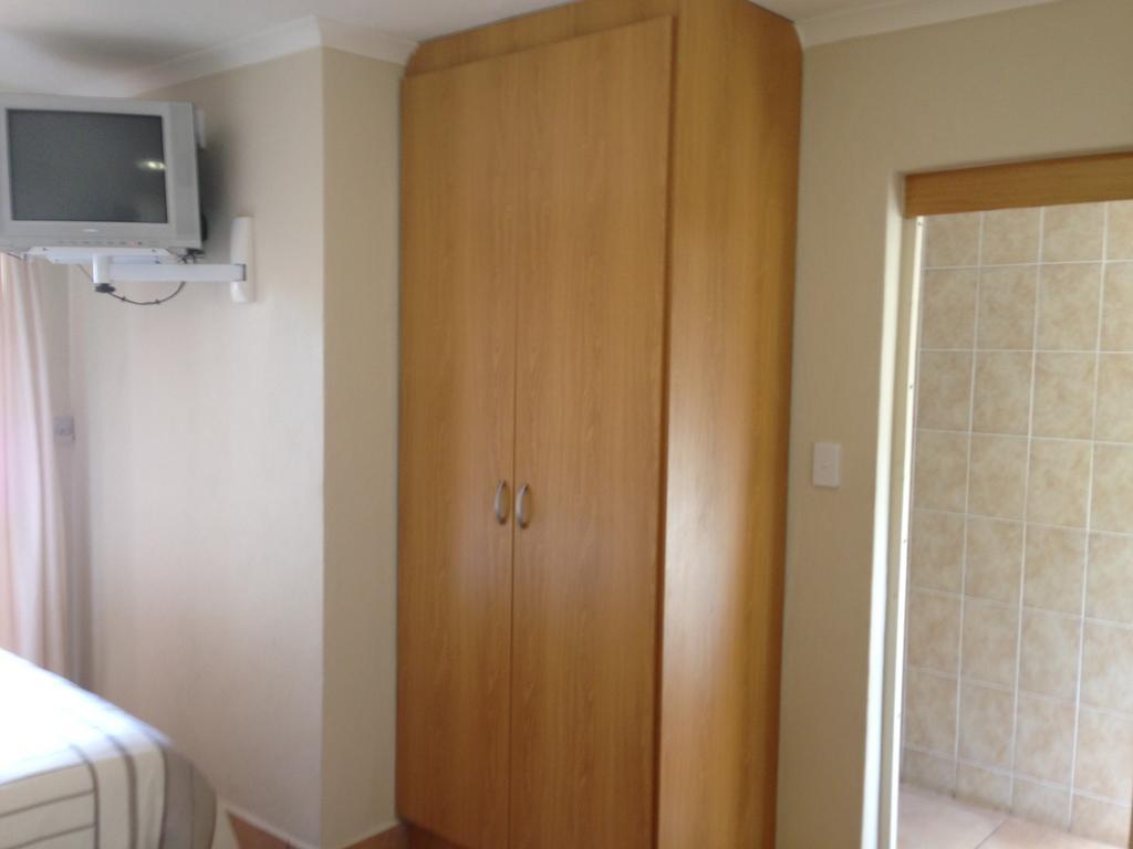Country Link Guest Lodge كوماتيبورت المظهر الخارجي الصورة