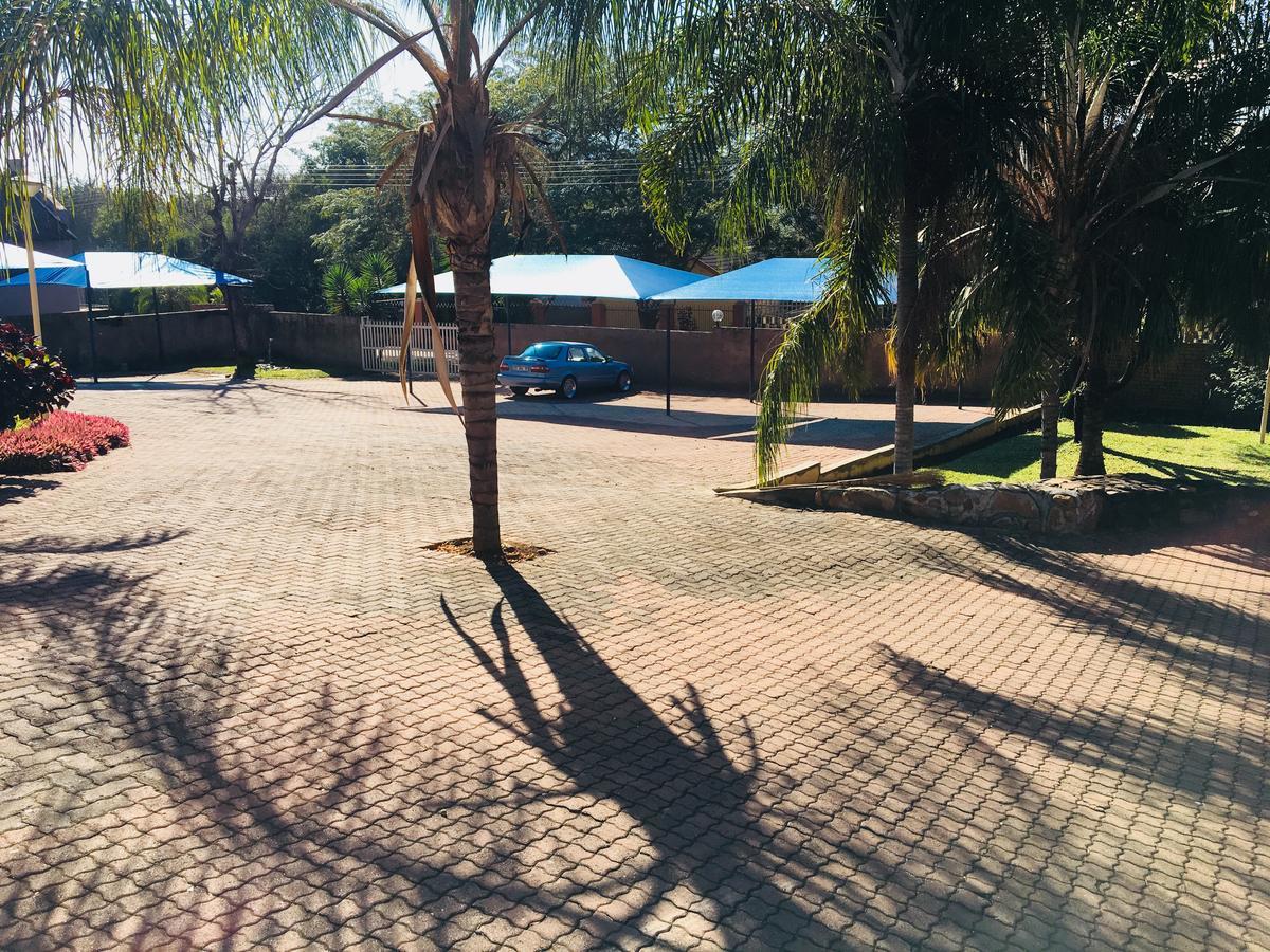 Country Link Guest Lodge كوماتيبورت المظهر الخارجي الصورة